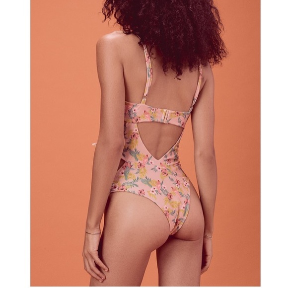 For Love & Lemons || Antigua - Picture 3 of 10